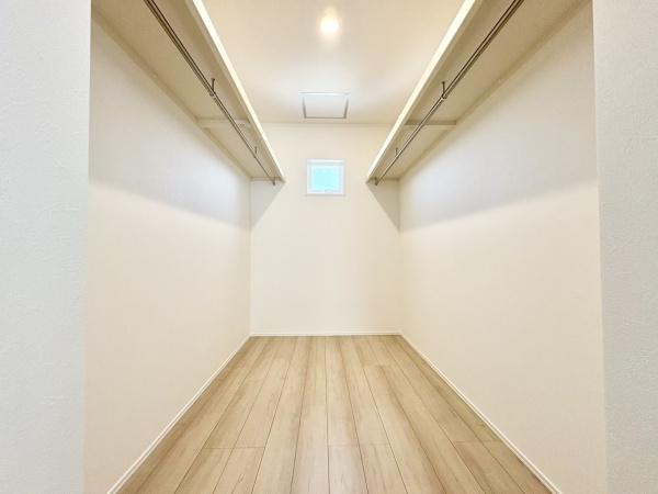 笠松町北及7　A号棟　全2棟