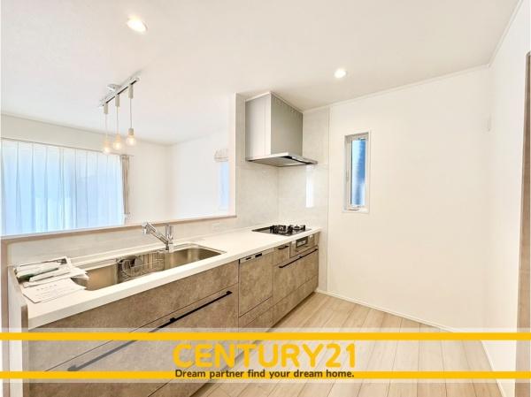 笠松町北及7　A号棟　全2棟