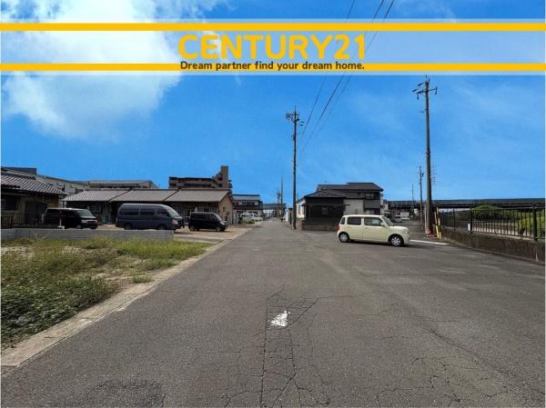 一宮市多加木2丁目第13 全1棟(前面道路含む現地写真)