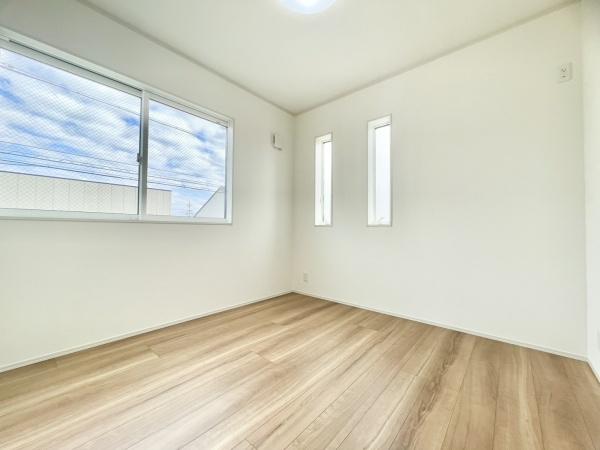 笠松町松栄町　C号棟　全3棟