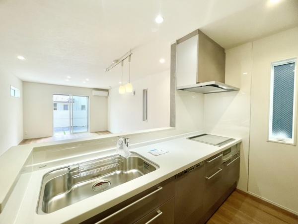 笠松町松栄町　C号棟　全3棟