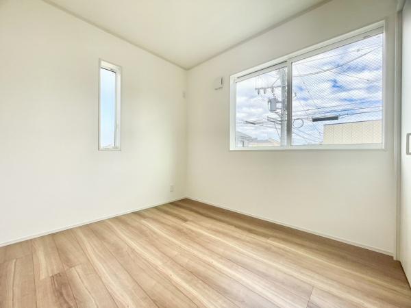 笠松町松栄町　C号棟　全3棟