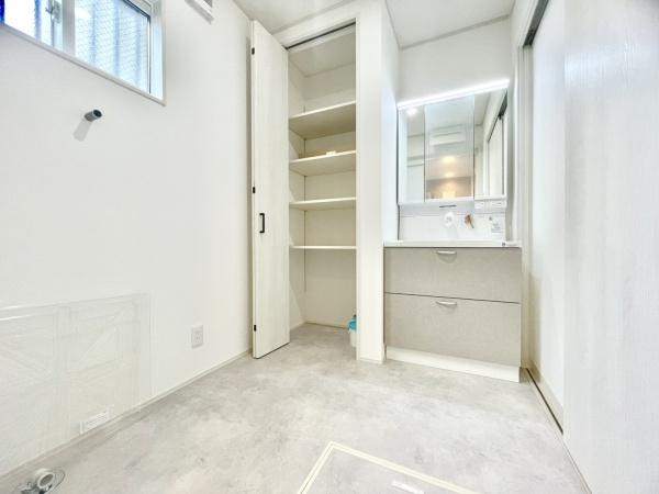 笠松町松栄町　A号棟　全3棟