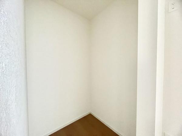 一宮市木曽川町門間　全1棟