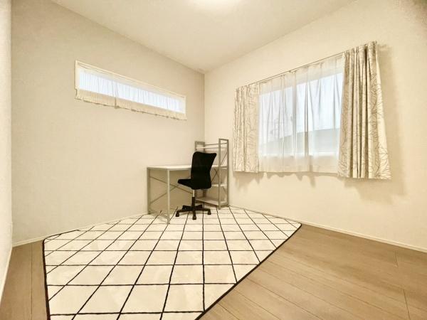 一宮市春明字中石田生の中古一戸建て(洋室)