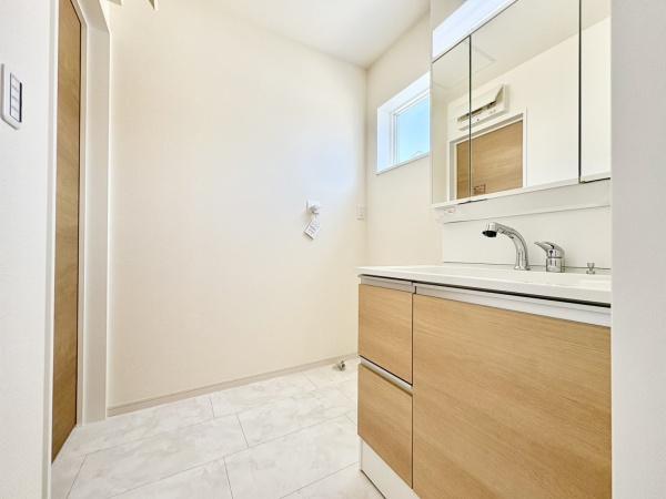 一宮市冨田第1期　3号棟　全4棟