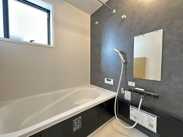 江南市河野町川西　2号棟　全4棟