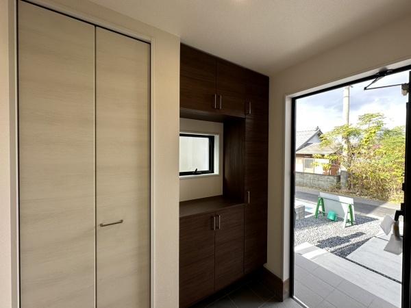 江南市河野町川西　2号棟　全4棟