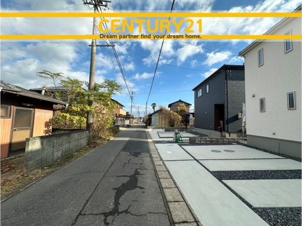 江南市河野町川西　2号棟　全4棟