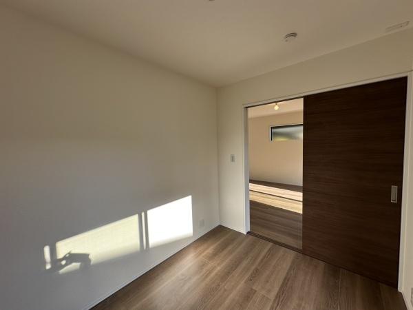 江南市河野町川西　2号棟　全4棟