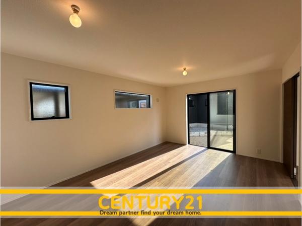 江南市河野町川西　2号棟　全4棟