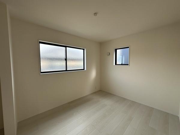 江南市小脇町小脇　全1棟