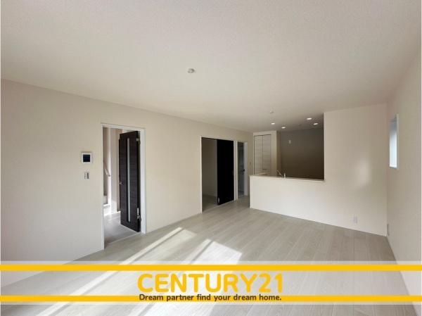 江南市小脇町小脇　全1棟