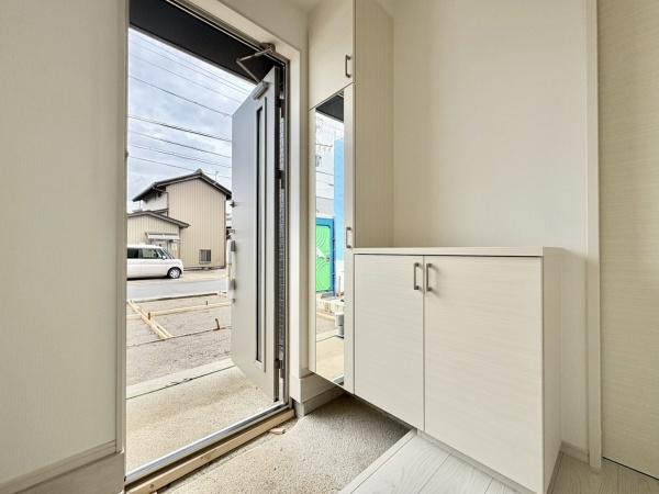 一宮市木曽川町玉ノ井3期　5号棟　全6棟