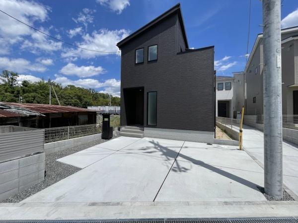 奈良市宝来町の新築一戸建