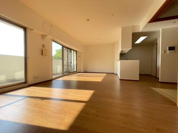 アクトステージ伊丹