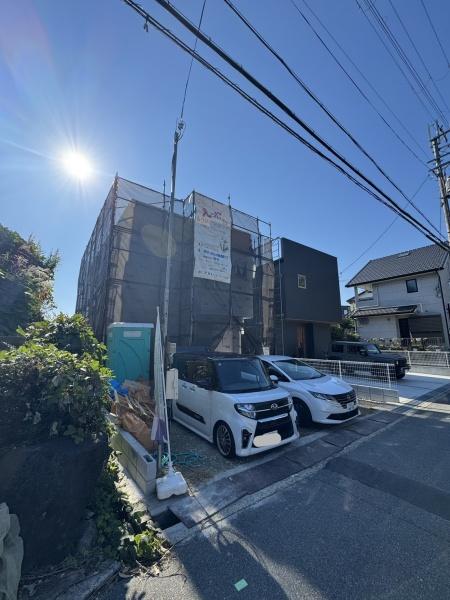 奈良市富雄元町３丁目の新築一戸建