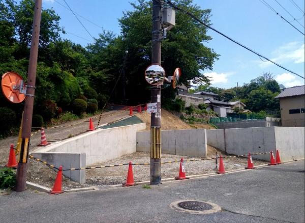 奈良市あやめ池南８丁目の土地