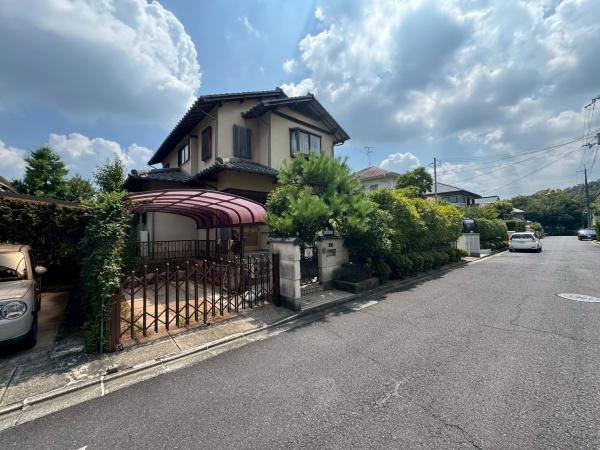 奈良市丸山２丁目の土地