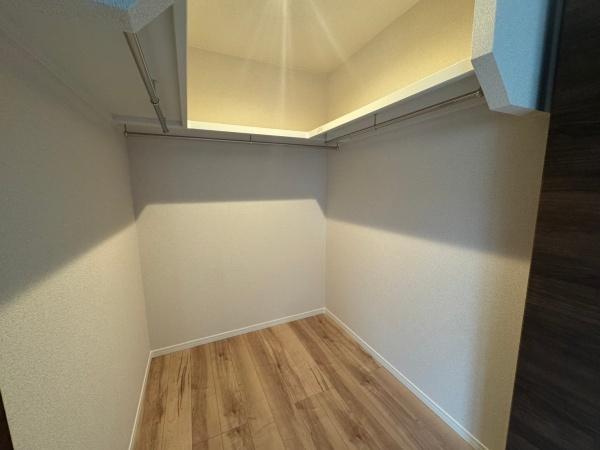 奈良市法蓮町の中古一戸建て