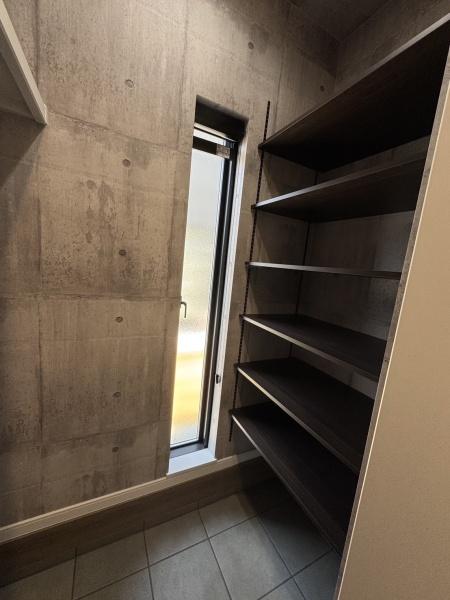 大和高田市東雲町の中古一戸建て