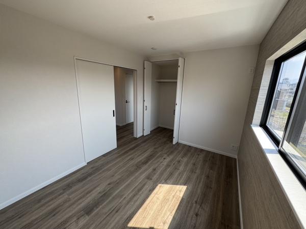 大和高田市東雲町の中古一戸建て