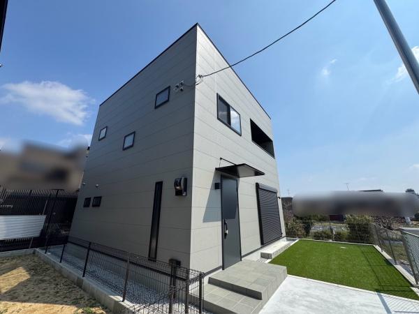 大和高田市東雲町の中古一戸建て