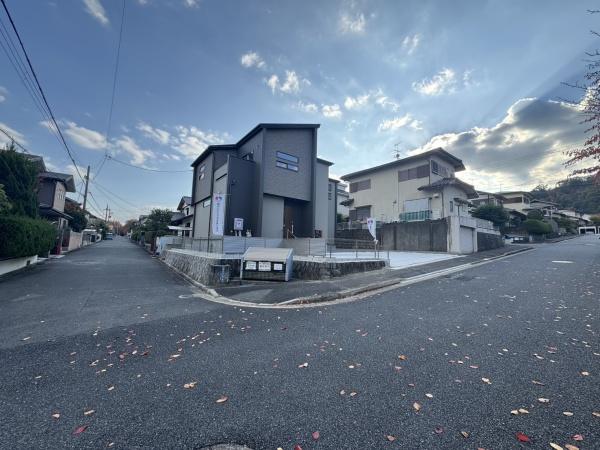 奈良市帝塚山３丁目の新築一戸建