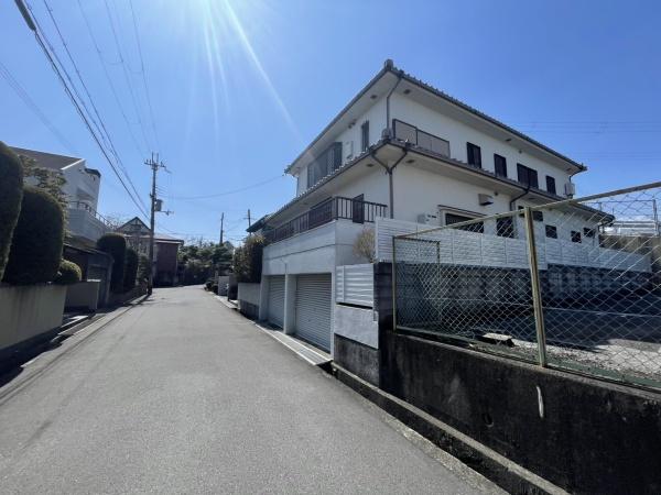 奈良市東登美ヶ丘１丁目の土地