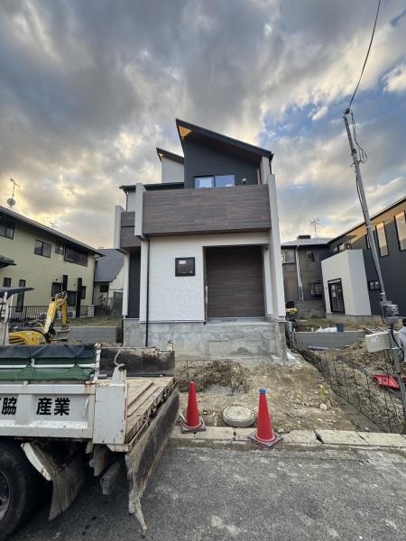 奈良市千代ヶ丘1丁目（全2棟）2号地