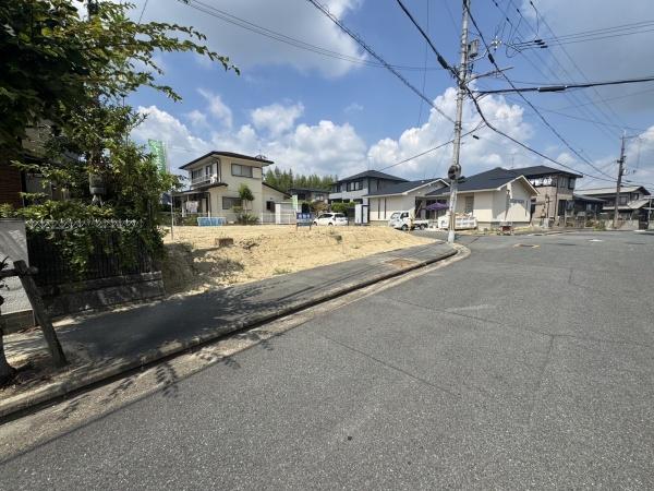 奈良市西登美ヶ丘８丁目の売土地