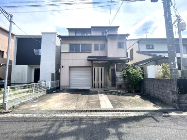 橿原市上品寺町の中古一戸建
