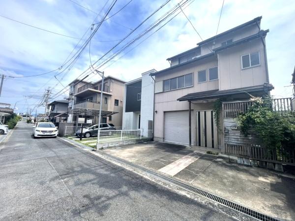 橿原市上品寺町の中古一戸建