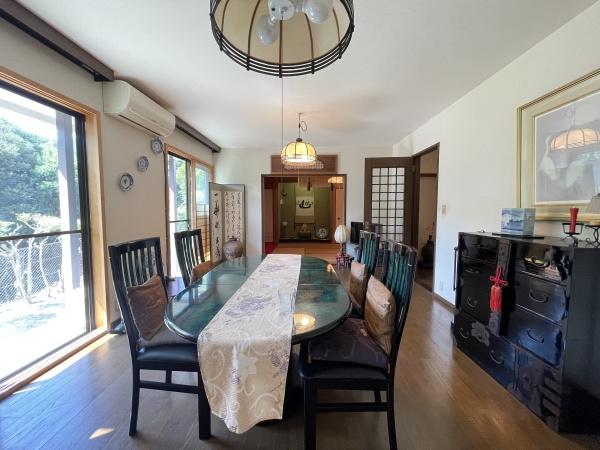 川西市けやき坂２丁目の中古一戸建て