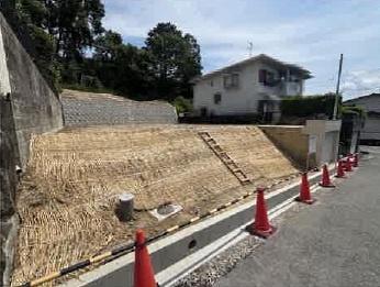 奈良市六条緑町１丁目の土地