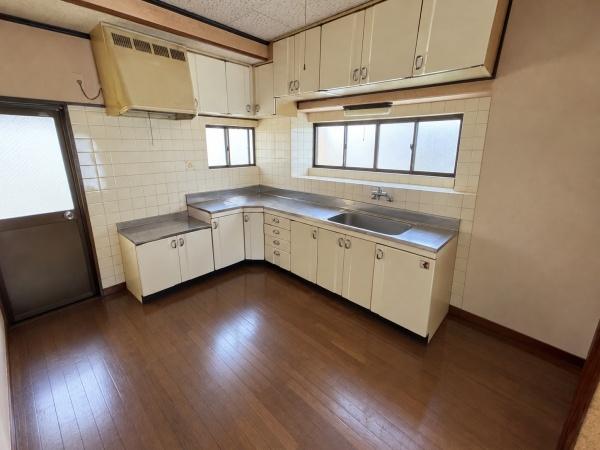 生駒市壱分町の中古一戸建て