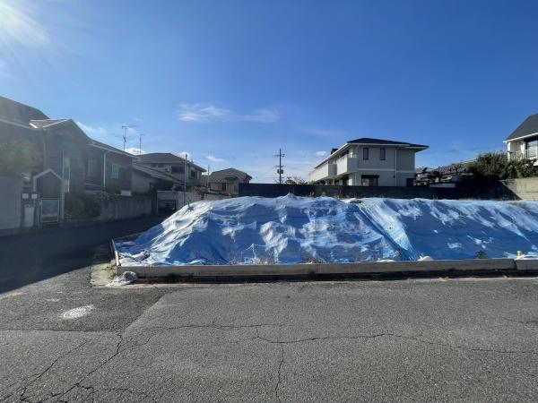 奈良市西登美ヶ丘２丁目の土地