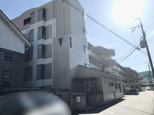 ローレルコート王寺