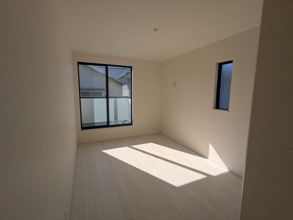 リナージュ東区若葉23-1期1号棟