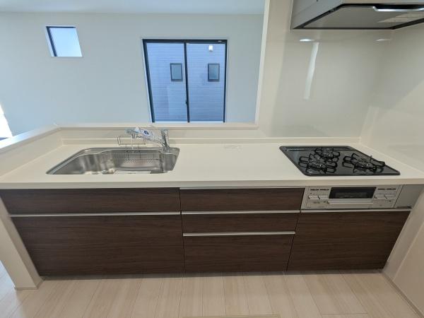 リナージュ東区若葉23-1期2号棟