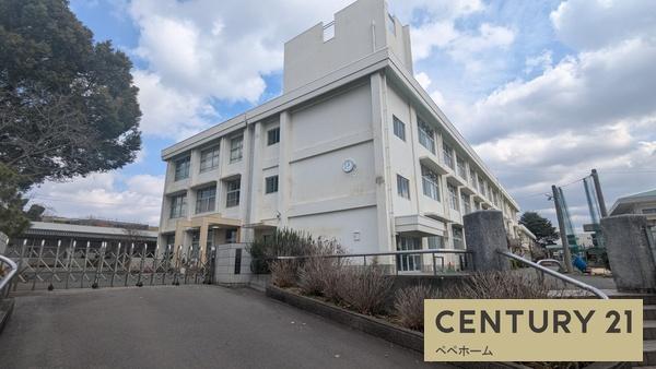 リーブルガーデン中央区黒髪第三2号棟(桜山中学校)