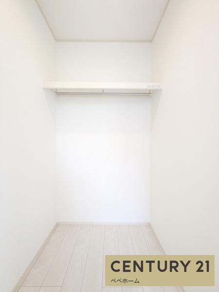 ハートフルタウン西区新土河原1丁目1号棟(収納)