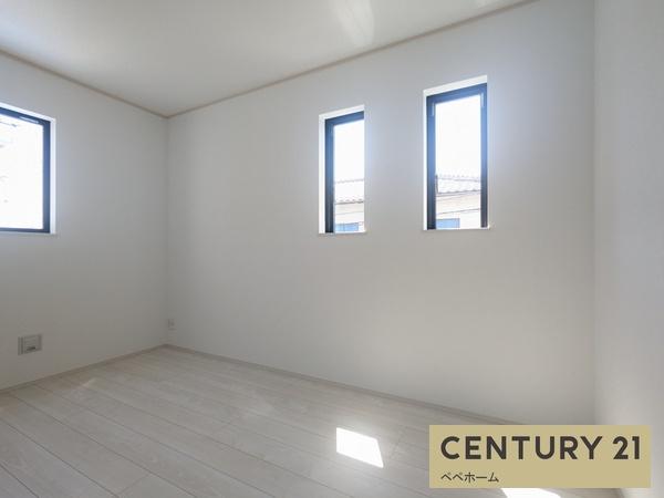 ハートフルタウン西区新土河原1丁目1号棟(洋室)