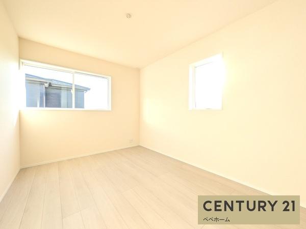 リーブルガーデン西区城山半田第二4号棟(洋室)