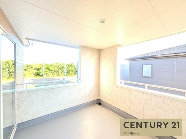 リーブルガーデン西区城山半田第二4号棟(バルコニー)