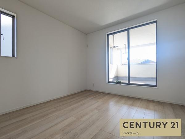 クレイドルガーデン宇土市岩古曽町二4号棟(洋室)