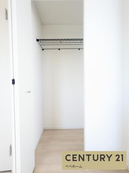 クレイドルガーデン宇土市岩古曽町二4号棟(収納)