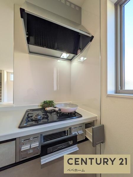 リーブルガーデン東区昭和町第三1号棟(キッチン)