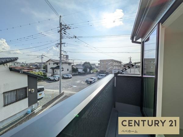 リナージュ東区秋津1丁目第1期1号棟(バルコニー)