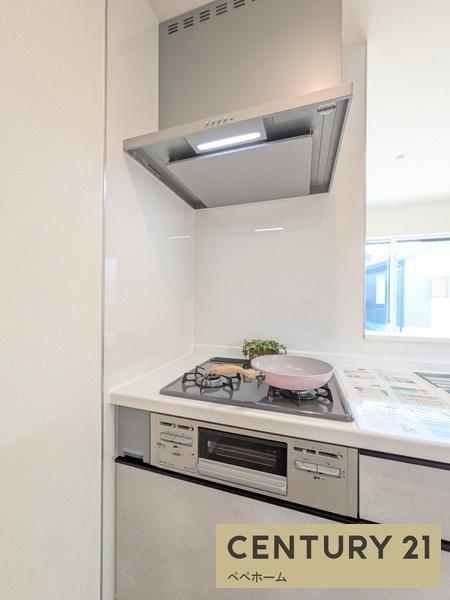 リナージュ東区秋津1丁目第1期1号棟(キッチン)